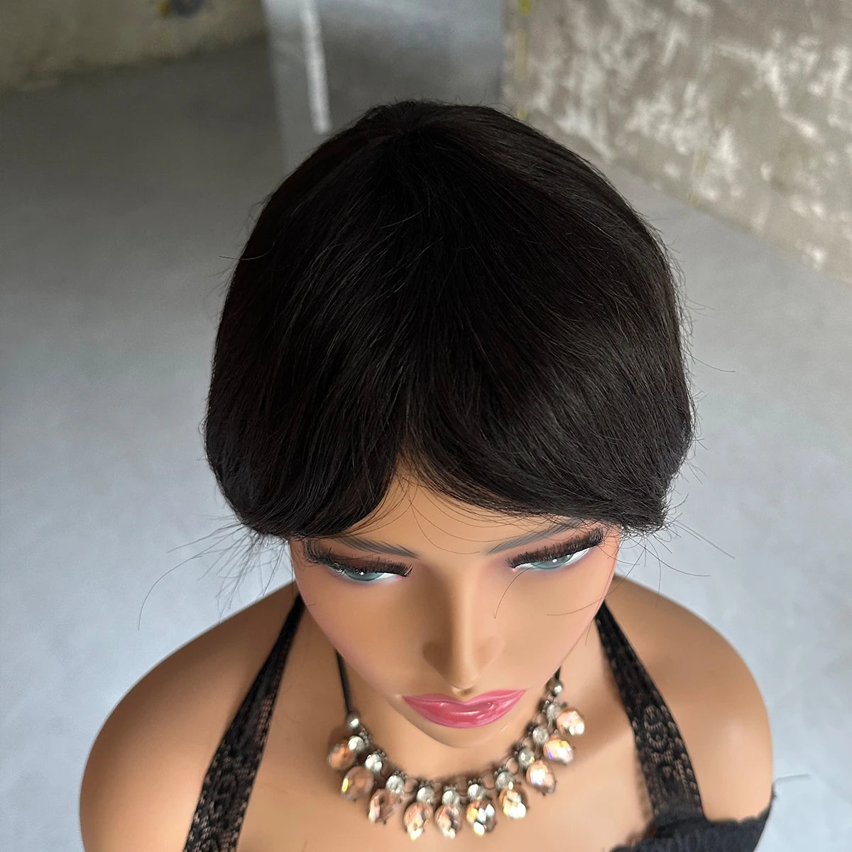 Perruques courtes en cheveux humains, coupe Pixie, perruque brésilienne droite pour femmes noires, perruques entièrement fabriquées à la machine avec frange