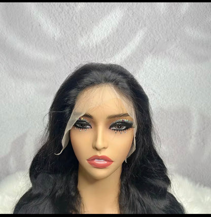 Perruque Lace Frontal Wig Body Wave naturelle, cheveux humains vierges, 13x4 , Dentelle transparente, 26 pouces, pour femmes